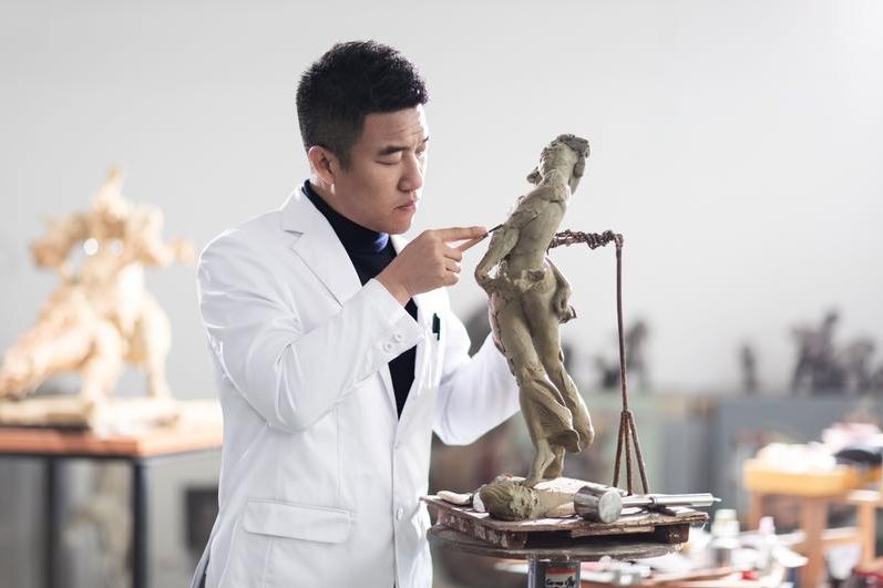 王东整形